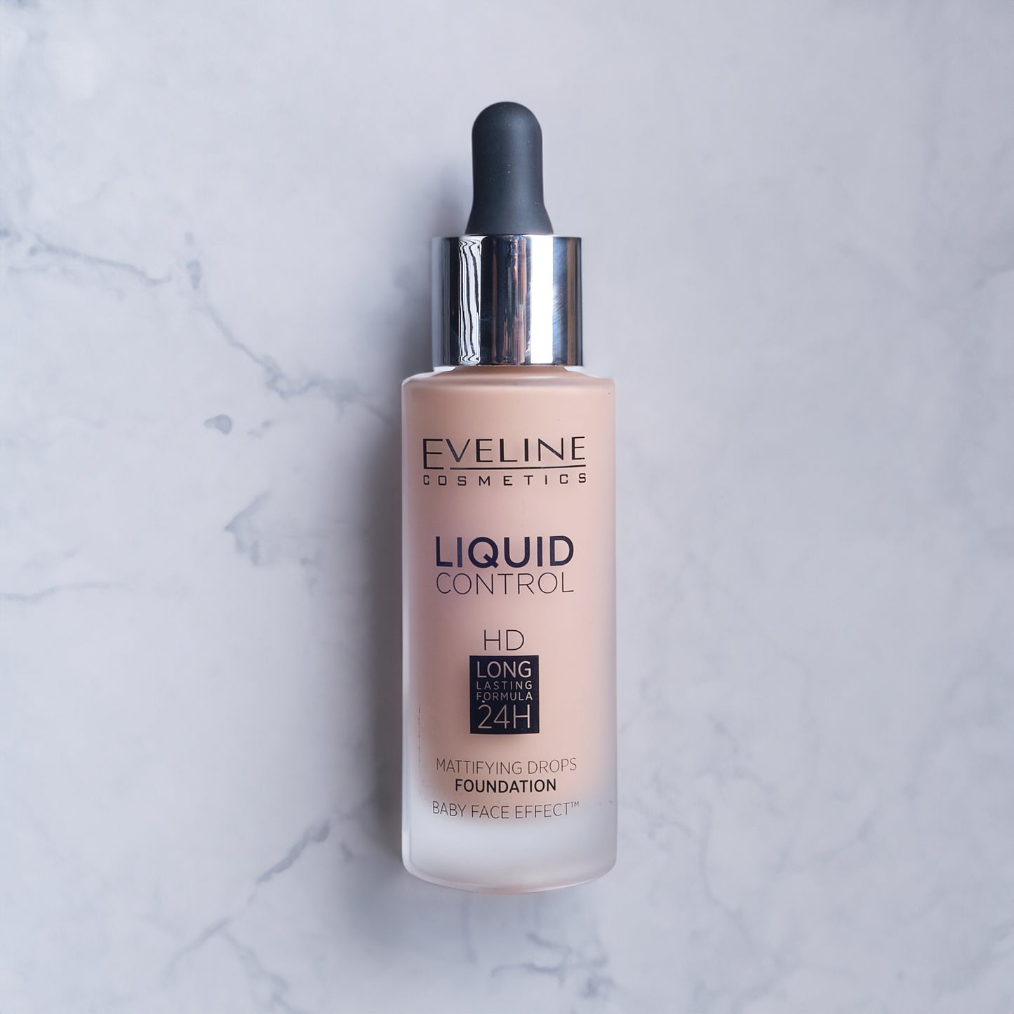 Base & Serum – Liquid Control Serum Foundation